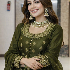 Stylish Embroidered Kurta Set with Dupatta (Green)