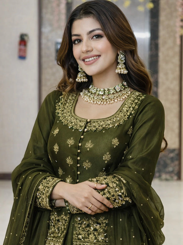 Stylish Embroidered Kurta Set with Dupatta (Green)