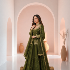 Stylish Embroidered Kurta Set with Dupatta (Green)