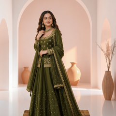 Stylish Embroidered Kurta Set with Dupatta (Green)